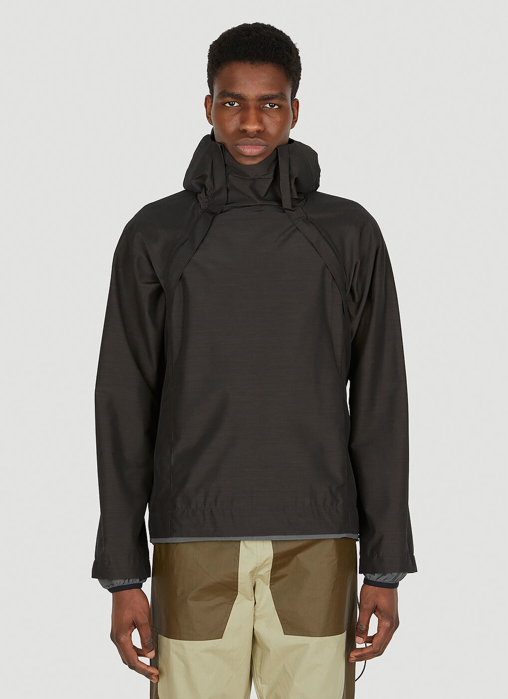 Feingur Anorak Jacket in Black Arnar Mar Jonsson