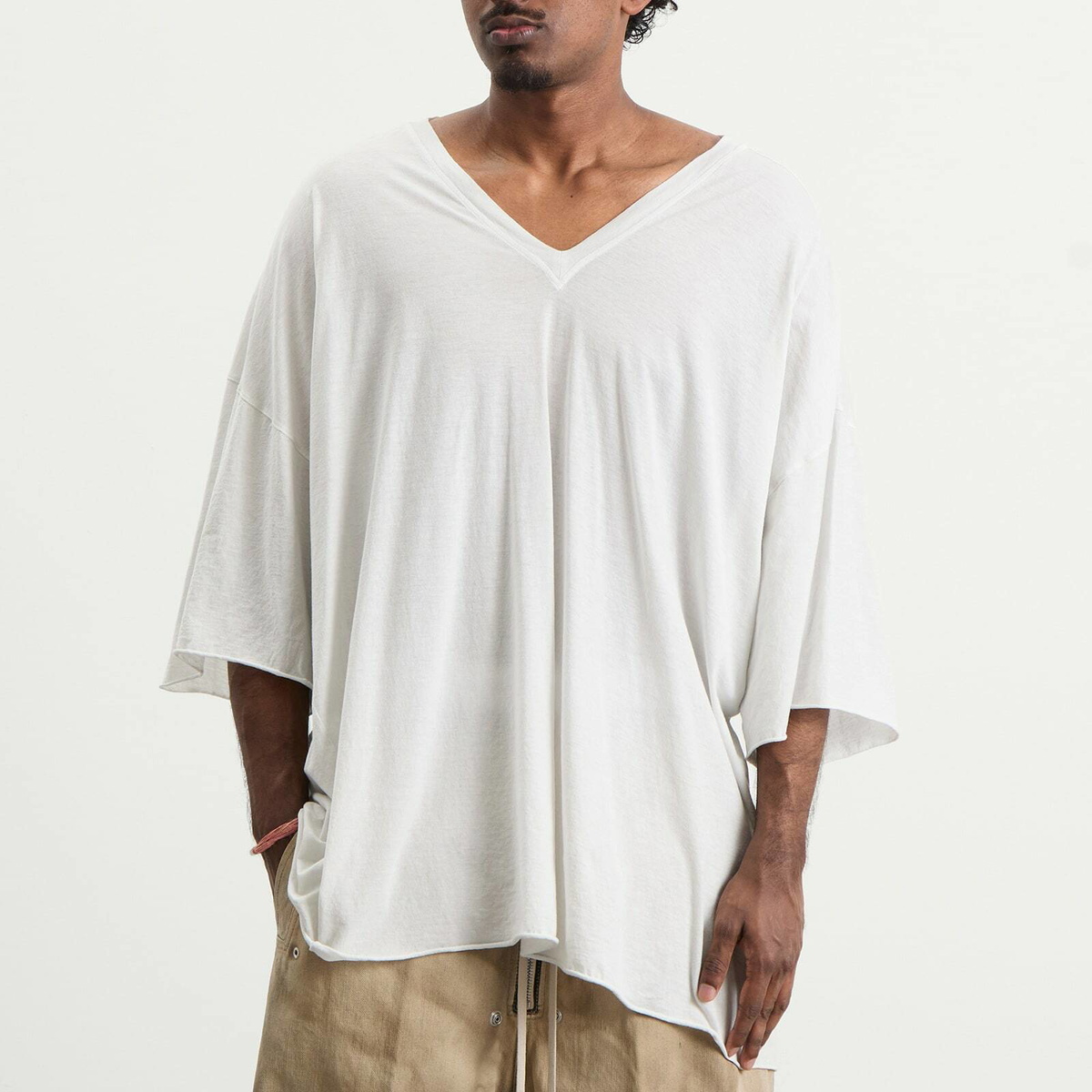 Rick Owens Men's V Neck Tommy T-Shirt in Milk Wash 