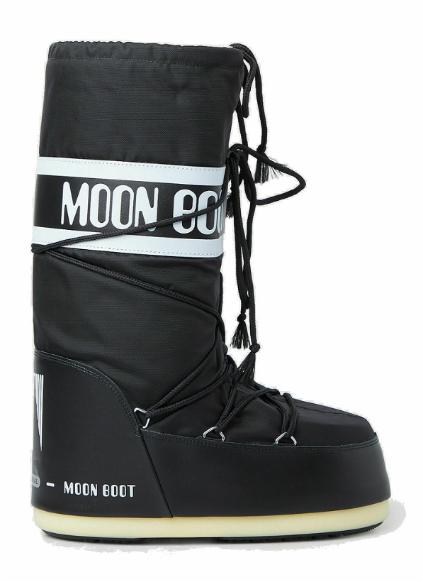 Photo: High Snow Boots in Black