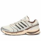 Adidas Adistar Control 5 Sneaker in Ftwr White/Core Black/Core White