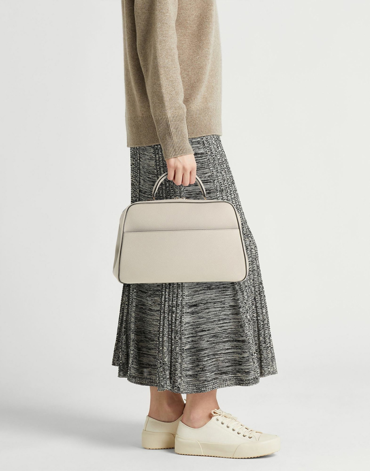 Valextra Womens Handbag in Off white