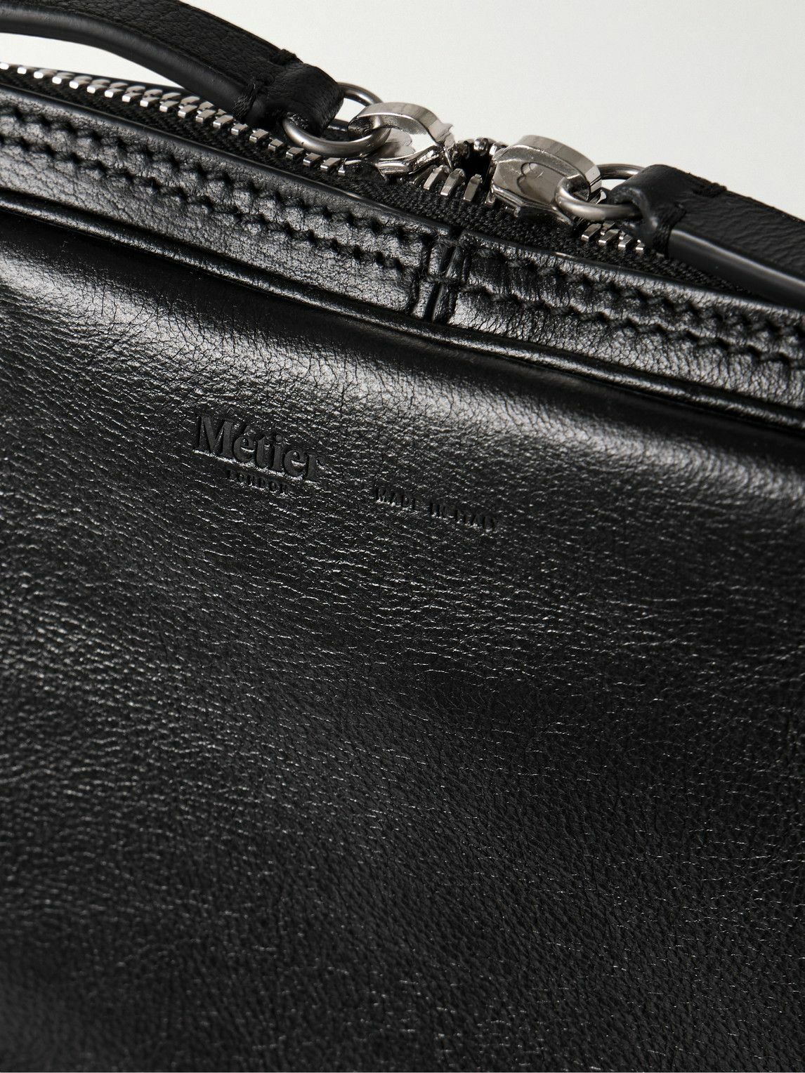 Métier - Closer Full-Grain Leather Suit Carrier
