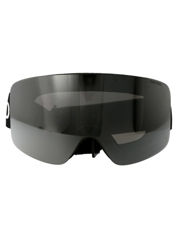 Photo: Tom Ford Eyewear Ft1124 Sunglasses
