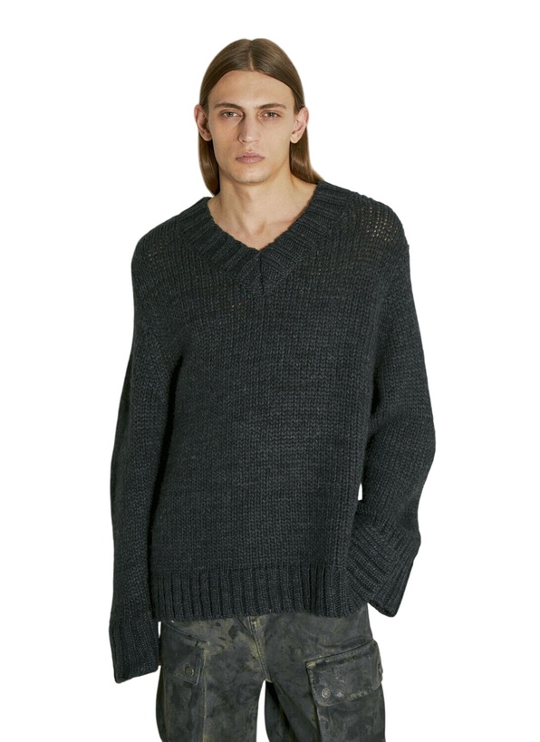 Photo: Guess USA V Neck Sweater
