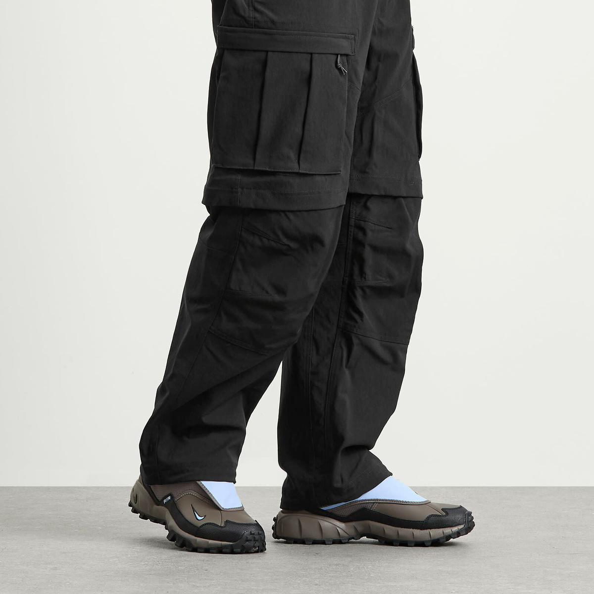 Nike Acg Phassad Sneaker in Cave Stone/Aluminium