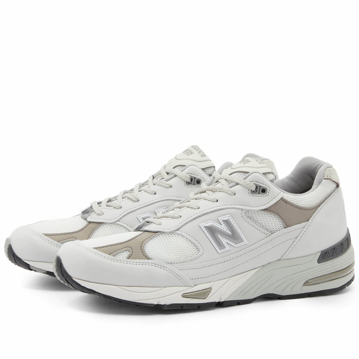 Photo: New Balance Men's M991FLB Sneakers in White/Grey