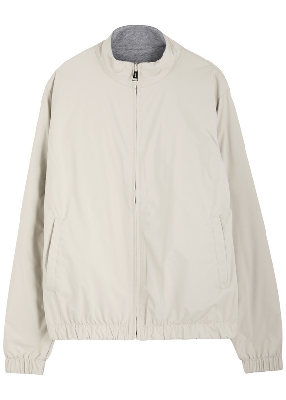 Photo: Aurélien Resort Reversible Shell Jacket Ecru