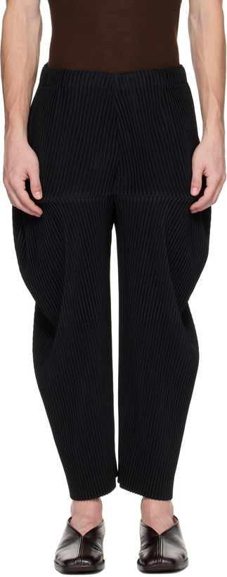 Photo: HOMME PLISSÉ ISSEY MIYAKE Black Kinetic Sculpture Trousers