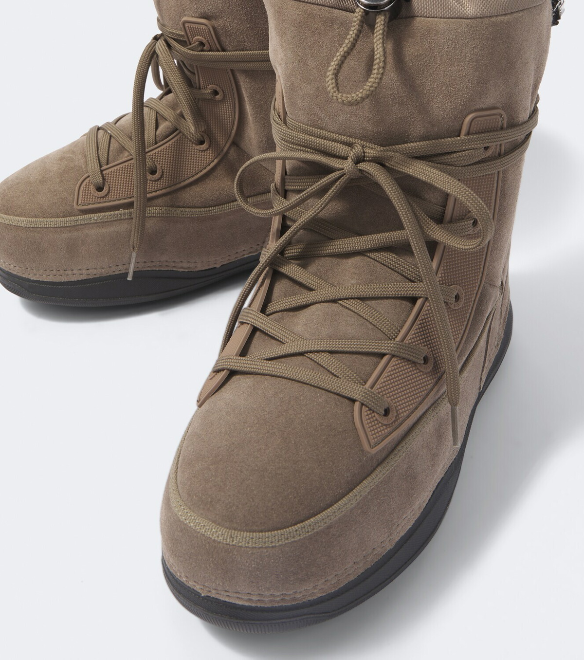 Bogner Laax 8 B suede snow boots