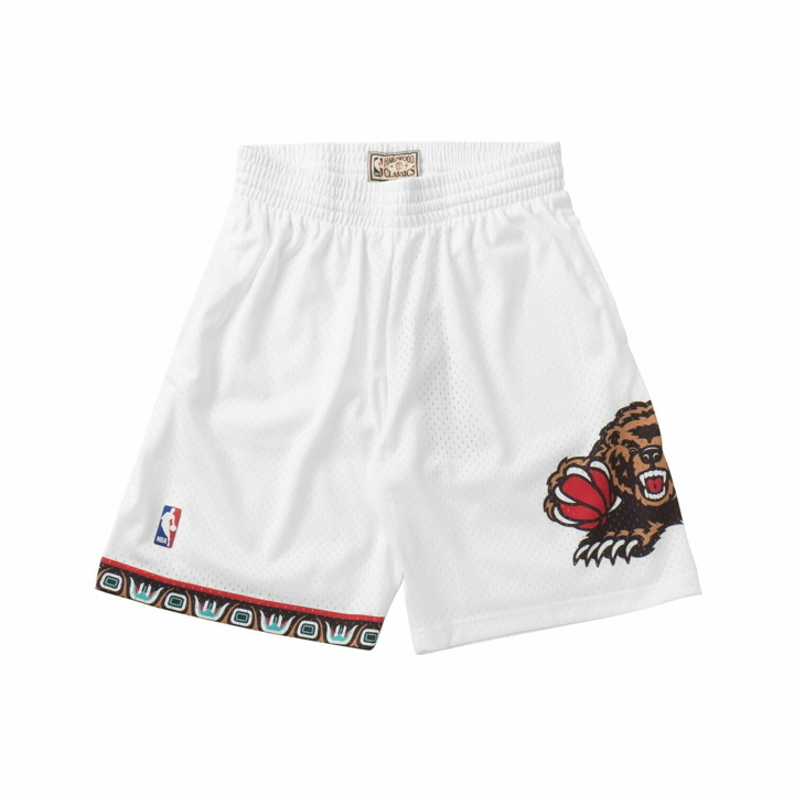 Photo: Mitchell & Ness Nba Swingman Shorts Vancouver Grizzlies 1998 99 White - Mens - Sport & Team Shorts