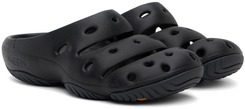 KEEN Black Yogui Clogs