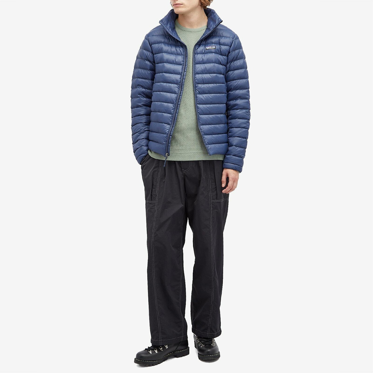 Patagonia Men's Down Sweater Jacket in New Navy
