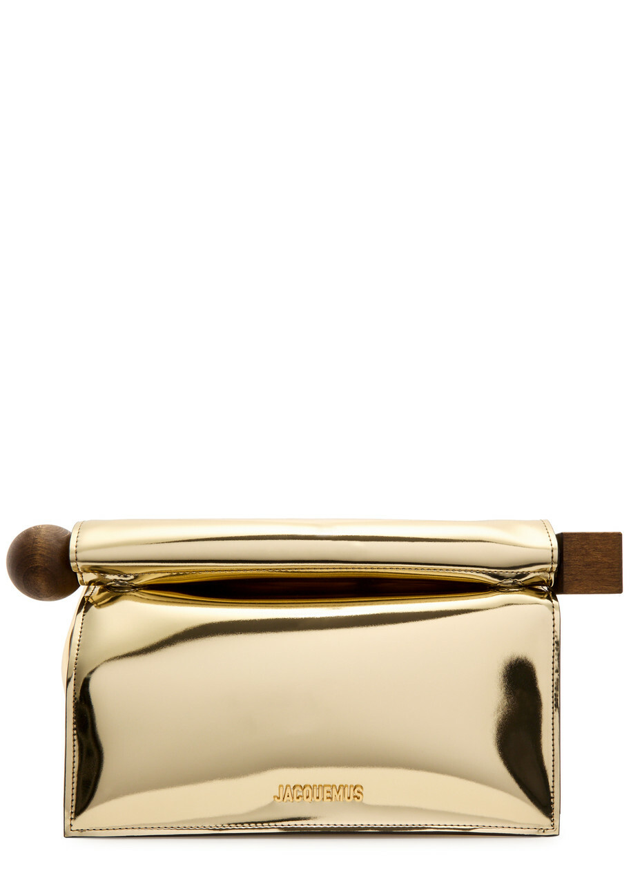 【定番】JACQUEMUS エストレミタ メタルクローズバッグ Jacquemus La Pochette Rond Carré Metallic Leather Clutch