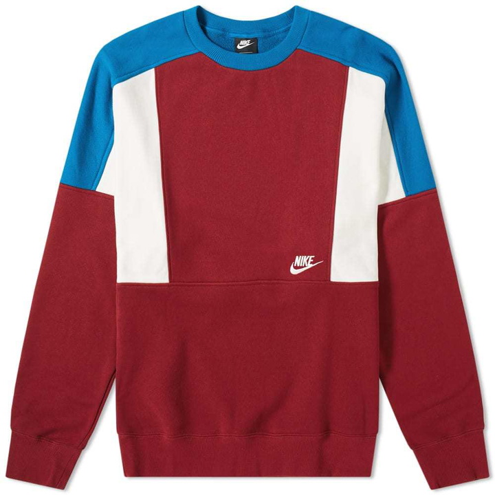 Photo: Nike Re-Issue Crew Sweat