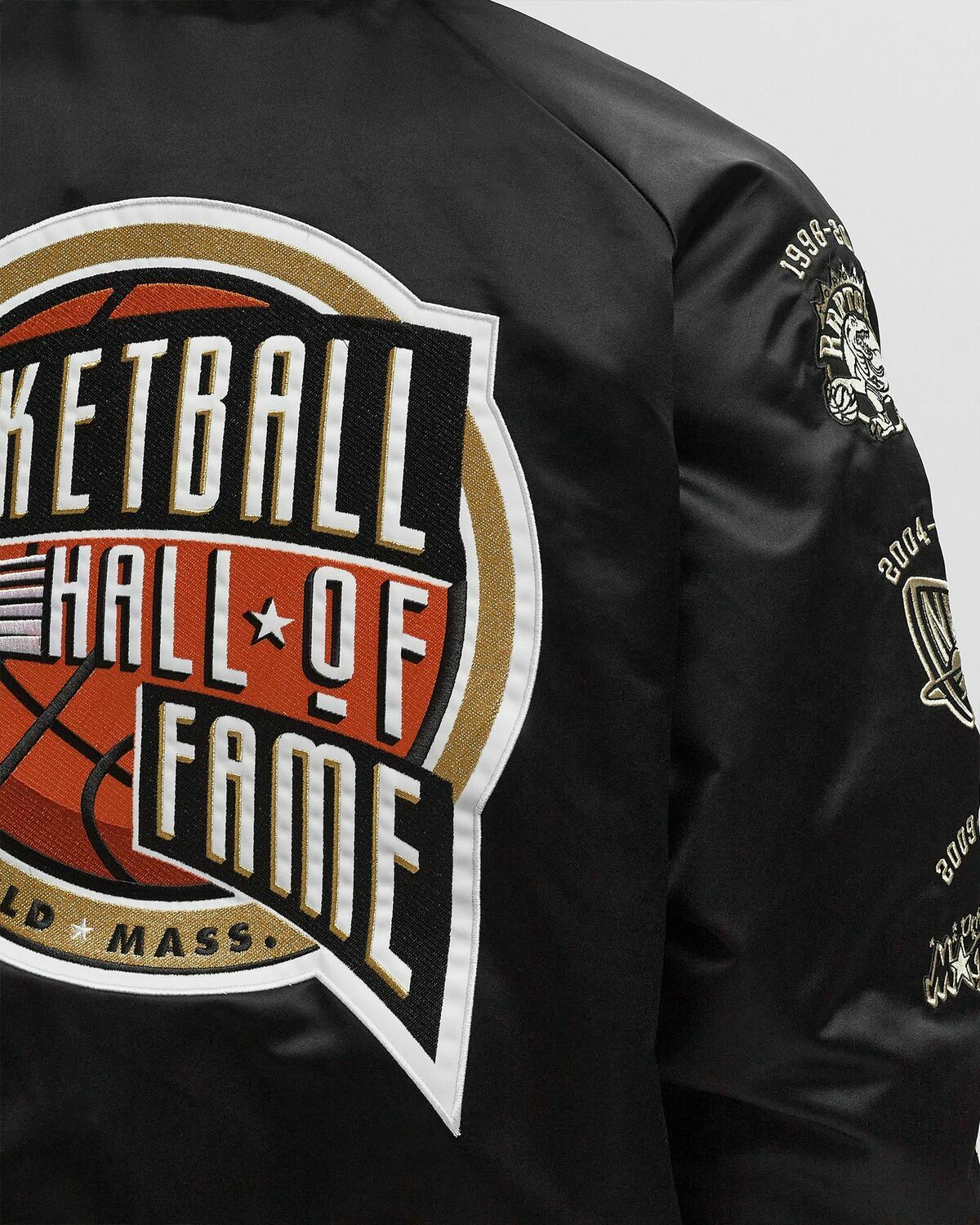 Mitchell & Ness NBA 2024 HOF LW SATIN JACKET MULTI VINCE CARTER Black Mens Bomber Jacket