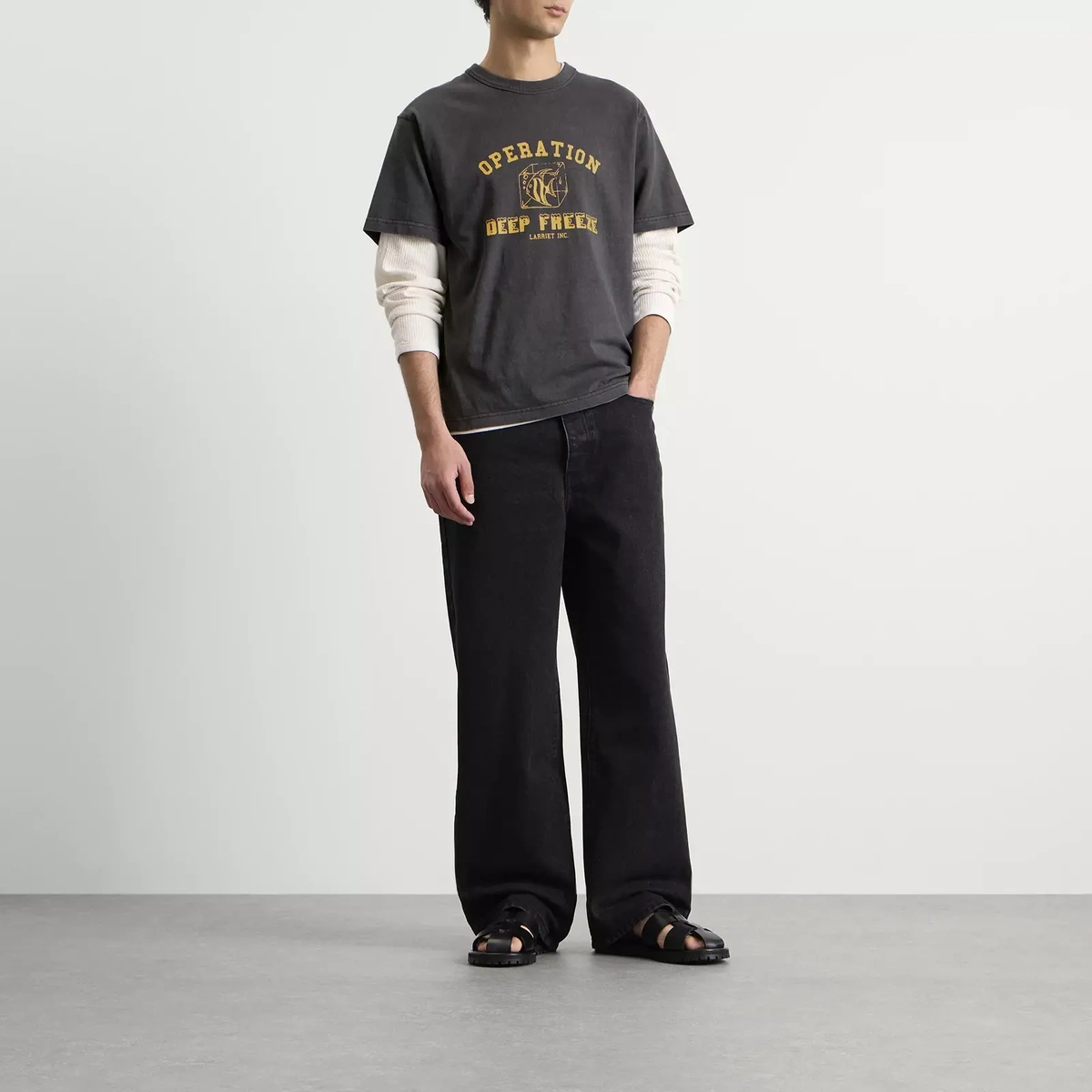 Larriet Men's Deep Freeze T-Shirt in Black