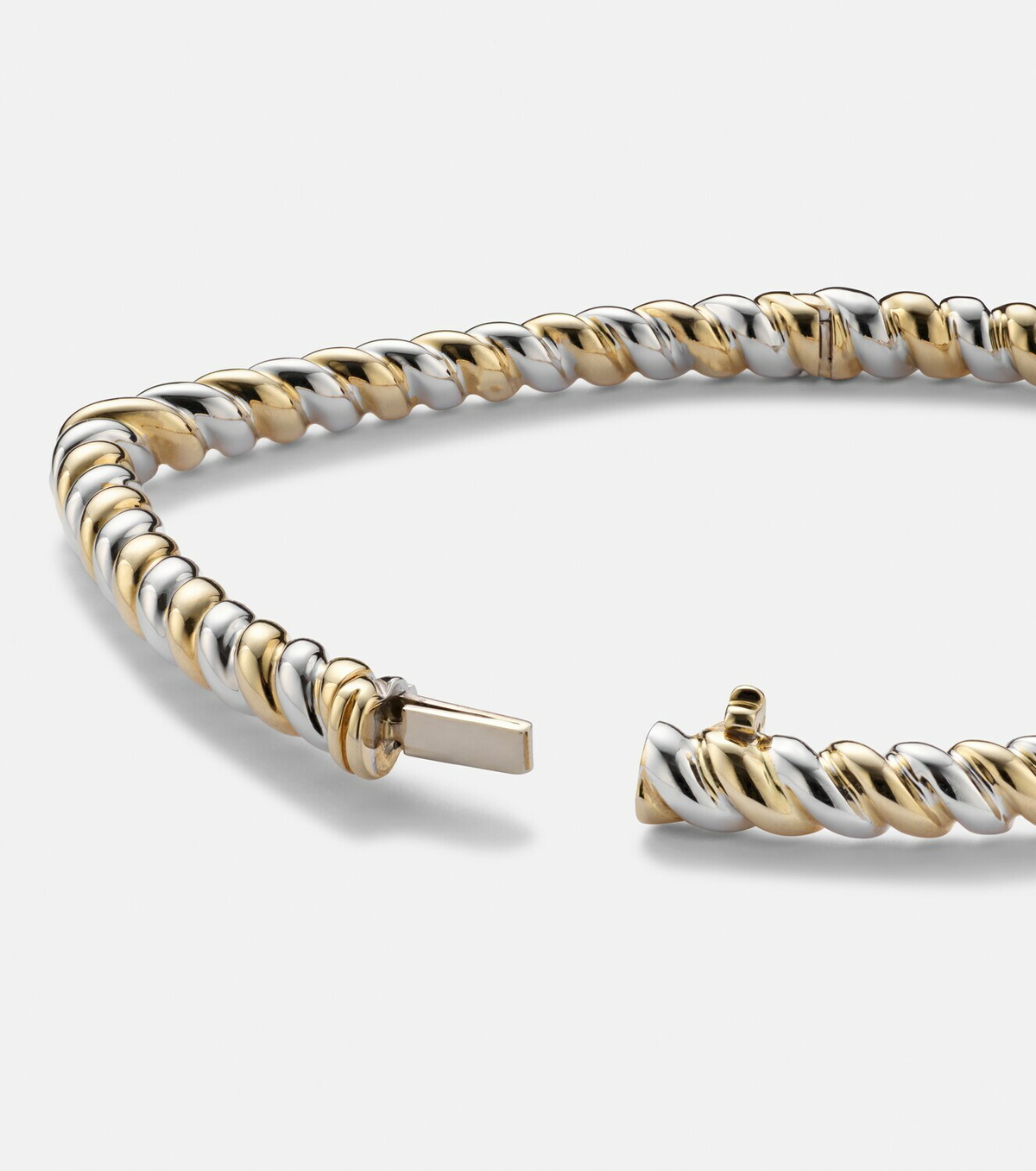 Yvonne Léon Jonc Cœur 9kt gold and white gold bangle