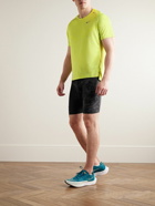 Nike Running - Dri-FIT ADV T-Shirt - Yellow