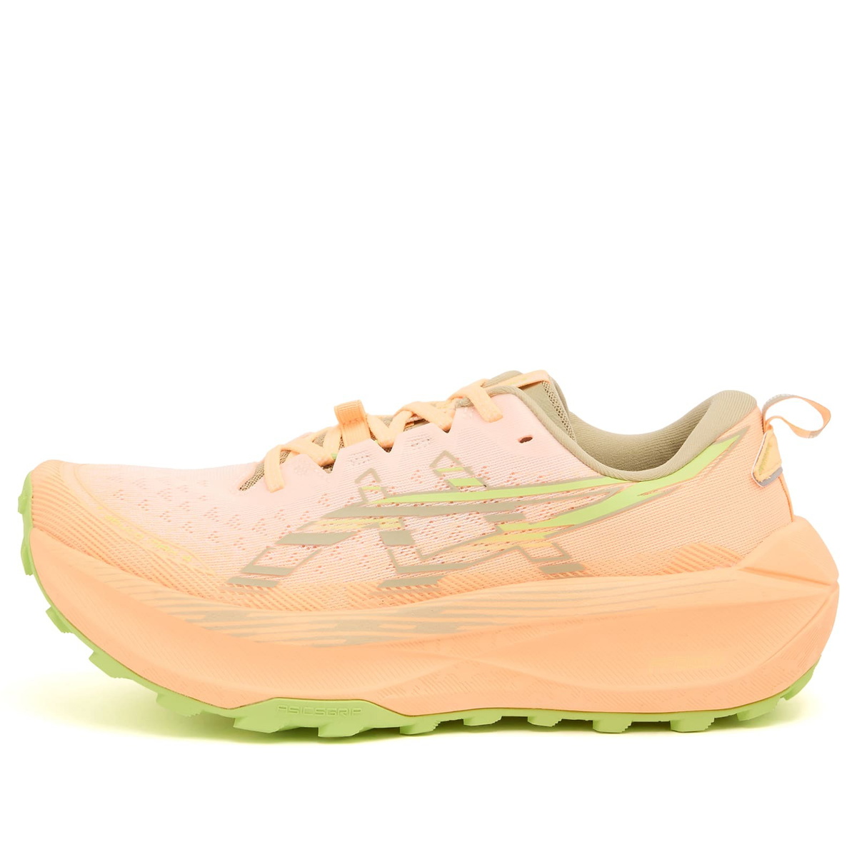 Asics Running TRABUCO MAX 4 in Cream/Khaki