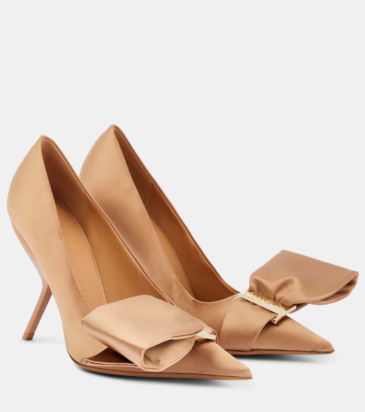 SALVATORE FERRAGAMO Nude Heels with buy Bow