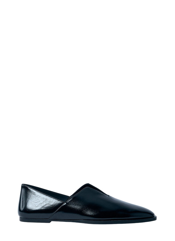 Photo: Bottega Veneta Cha-Cha Slippers