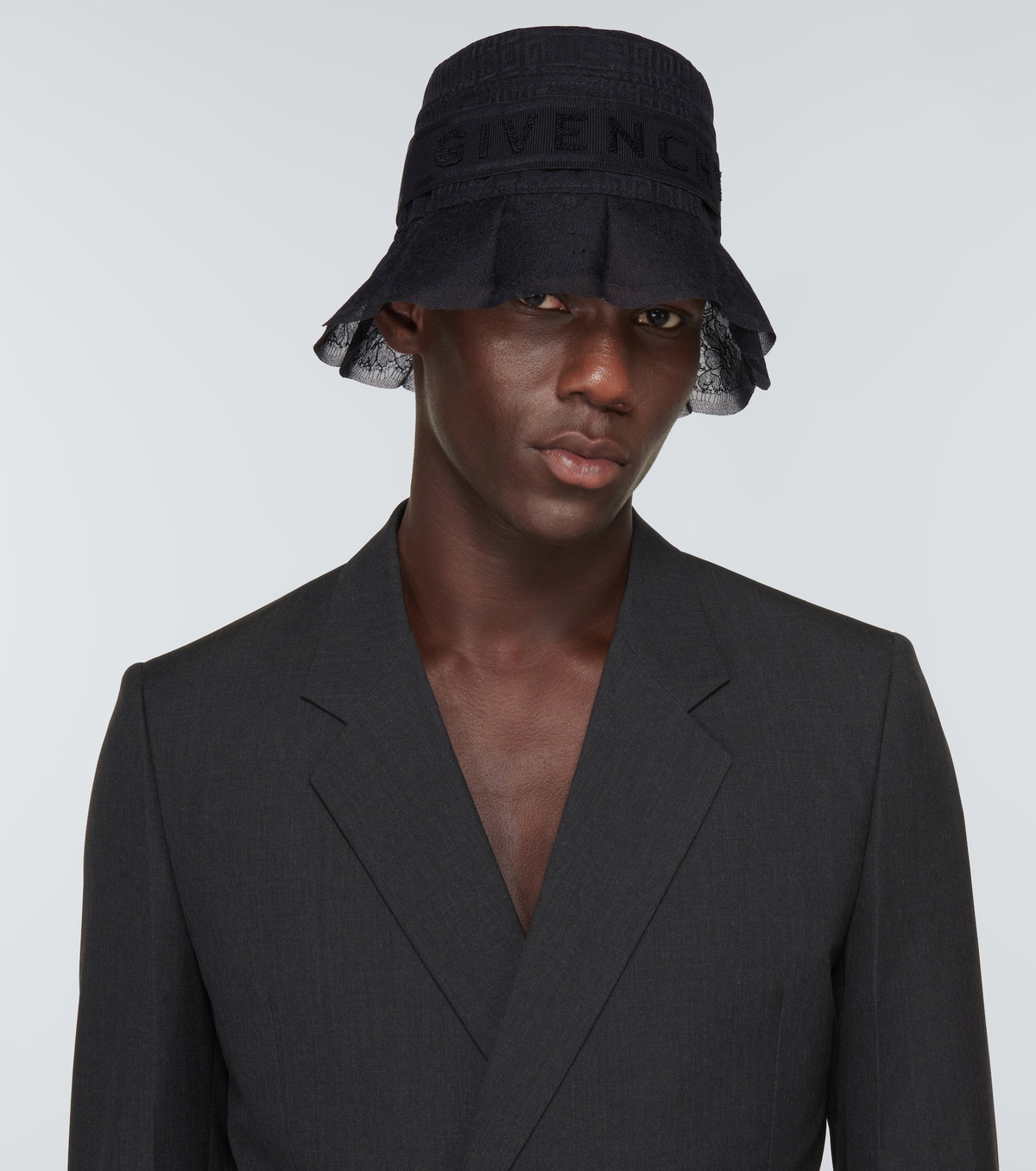 GIVENCHY バケットハット 0400018833693_BLACK?wid=600&