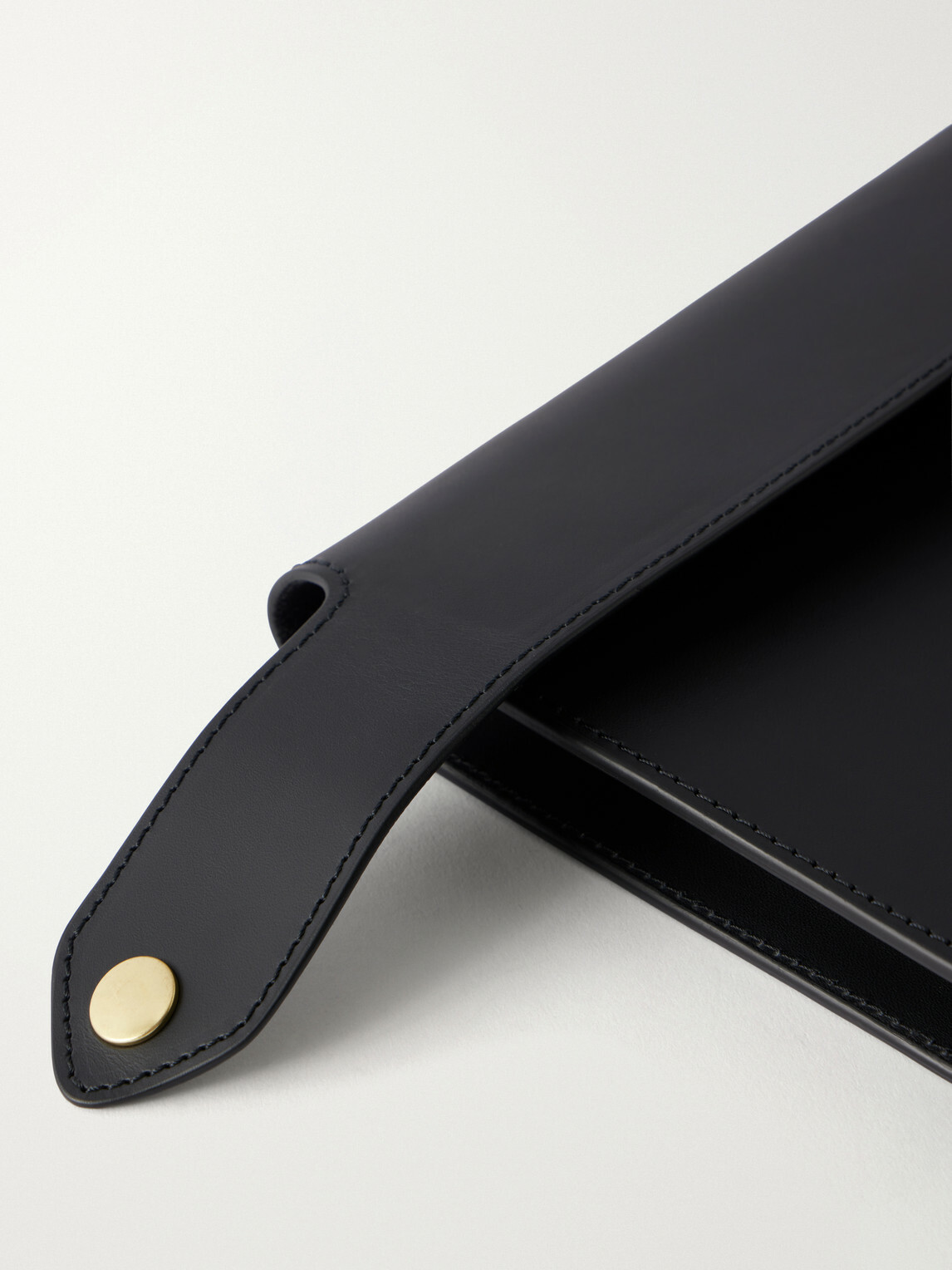 Bennett Winch - Small Folio Leather Pouch - Black