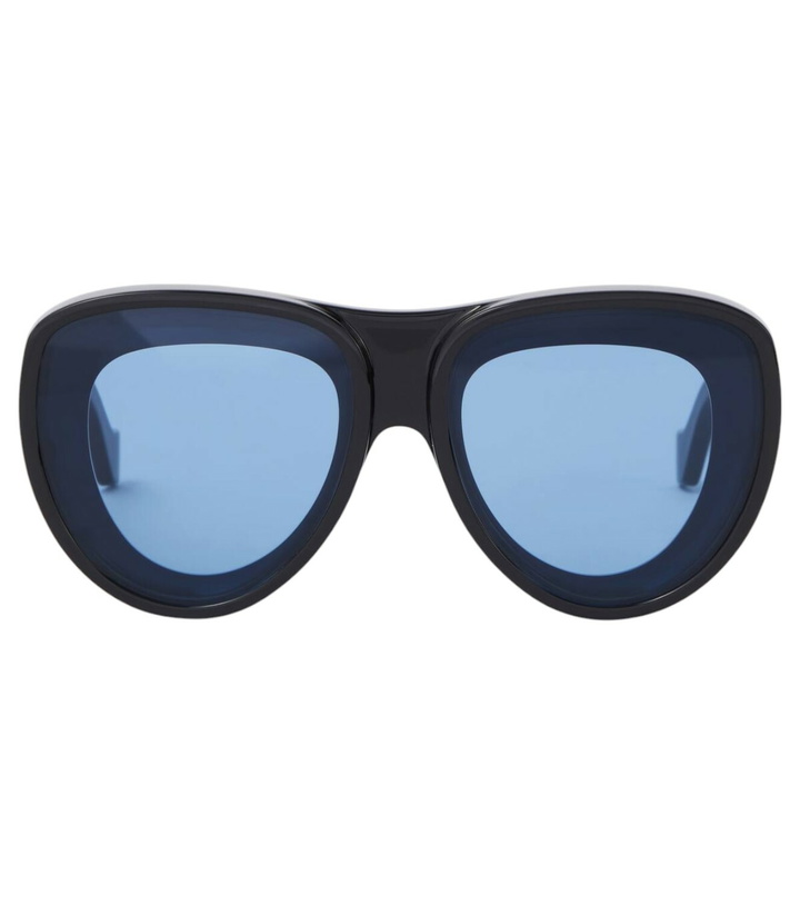 Photo: Loewe Paula's Ibiza oversized sunglasses