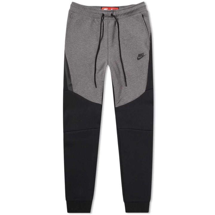 Photo: Nike Tech Fleece Jogger Black