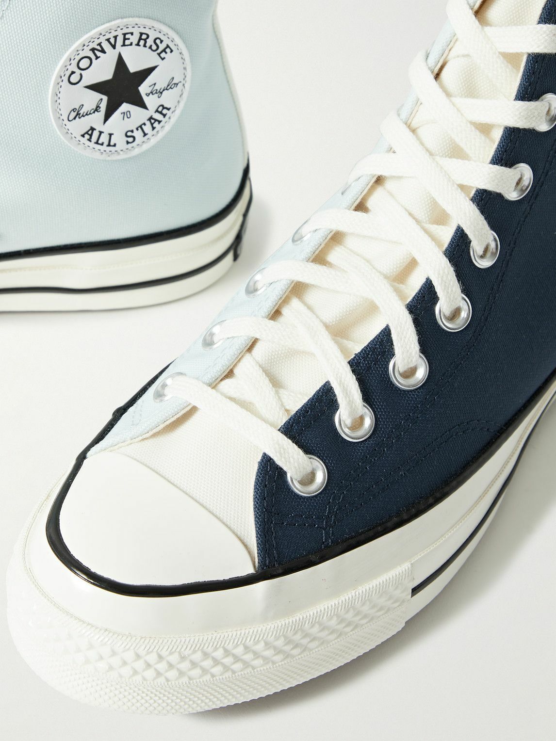 Colour block clearance converse