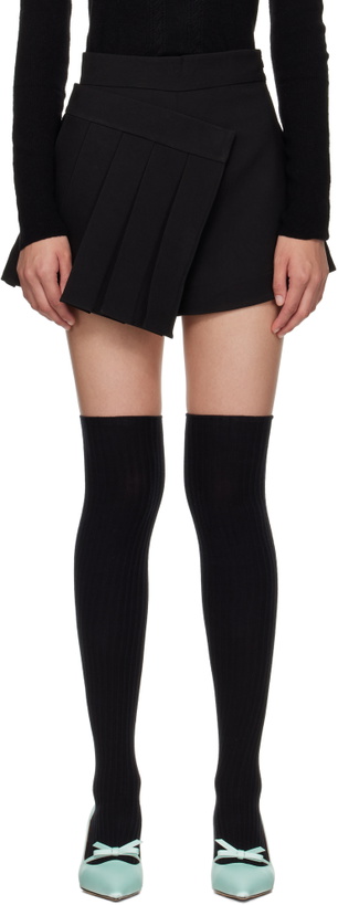 Photo: SHUSHU/TONG SSENSE Exclusive Black Pleats Skort