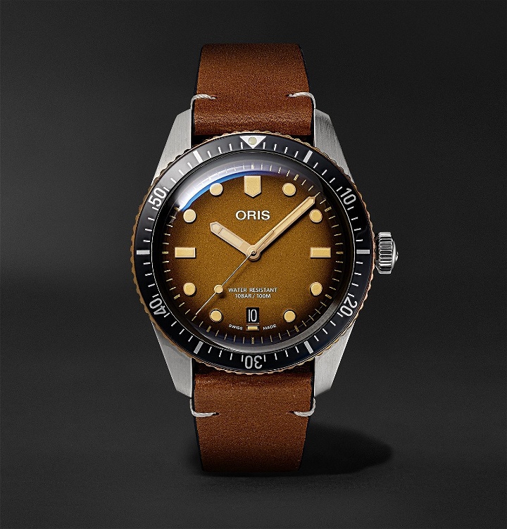 Photo: ORIS - Divers Sixty-Five Automatic 40mm Bronze, Stainless Steel and Leather Watch, Ref. No. 01 733 7707 4356-07 5 20 45 - Brown