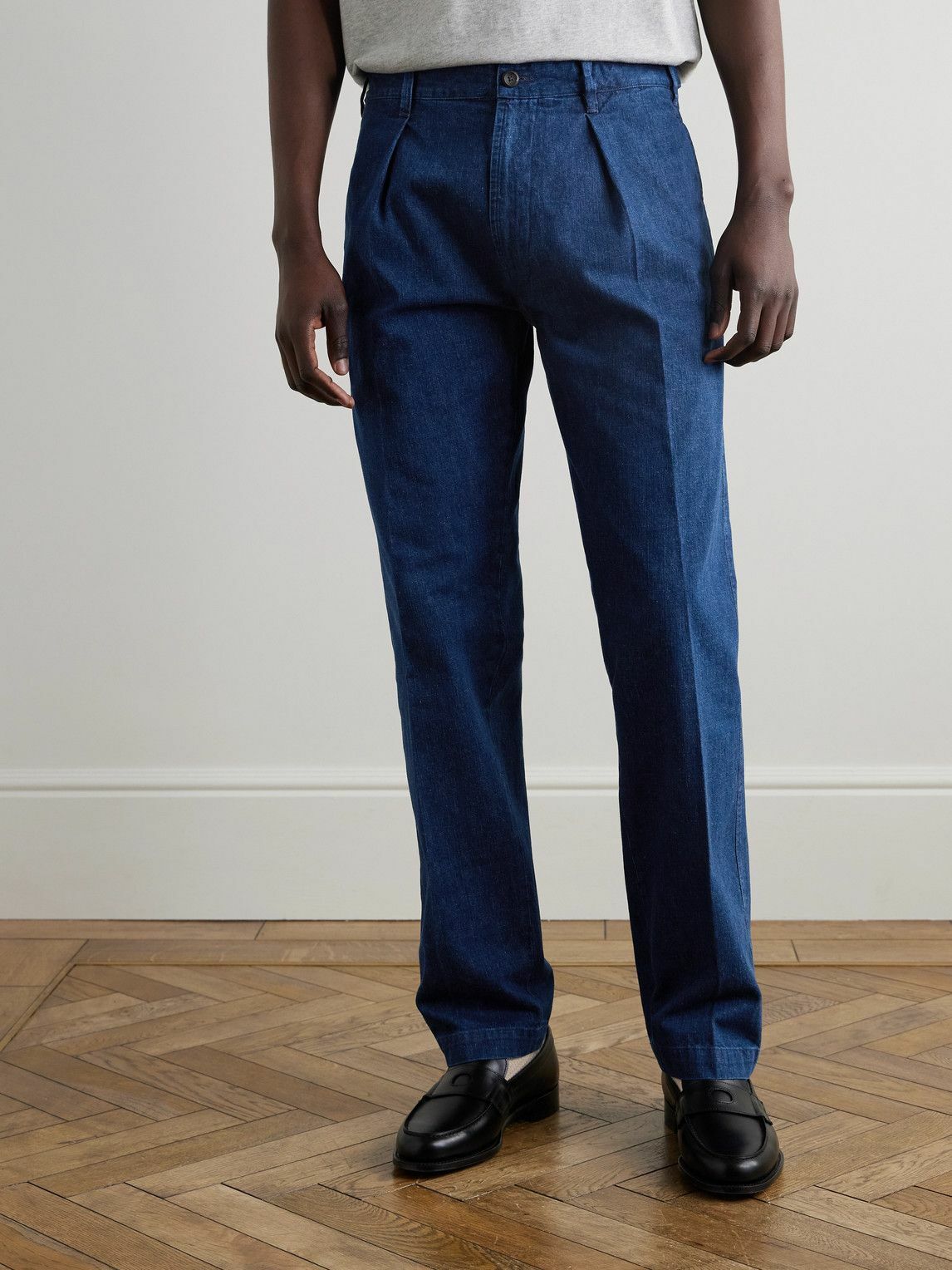 Drake's - Mk. I Games Straight-Leg Pleated Indigo-Dyed Cotton and Linen-Blend Trousers - Blue