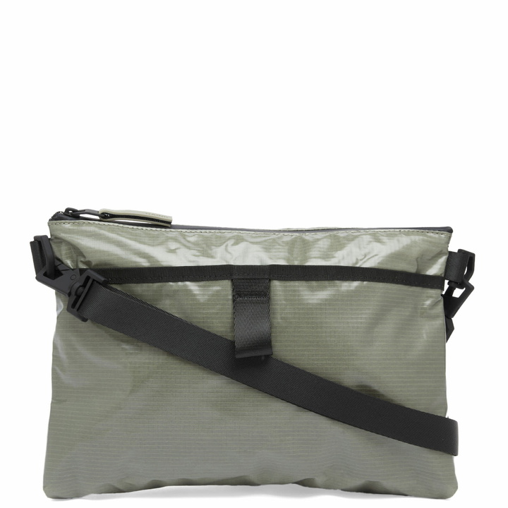 Photo: Rains Men's Sibu Musette Bag in Drift 