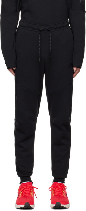 Photo: Nike Black Sportswear Lounge Pants