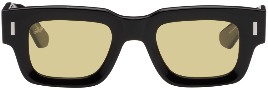 AKILA ARES Sunglasses in Black/Rose