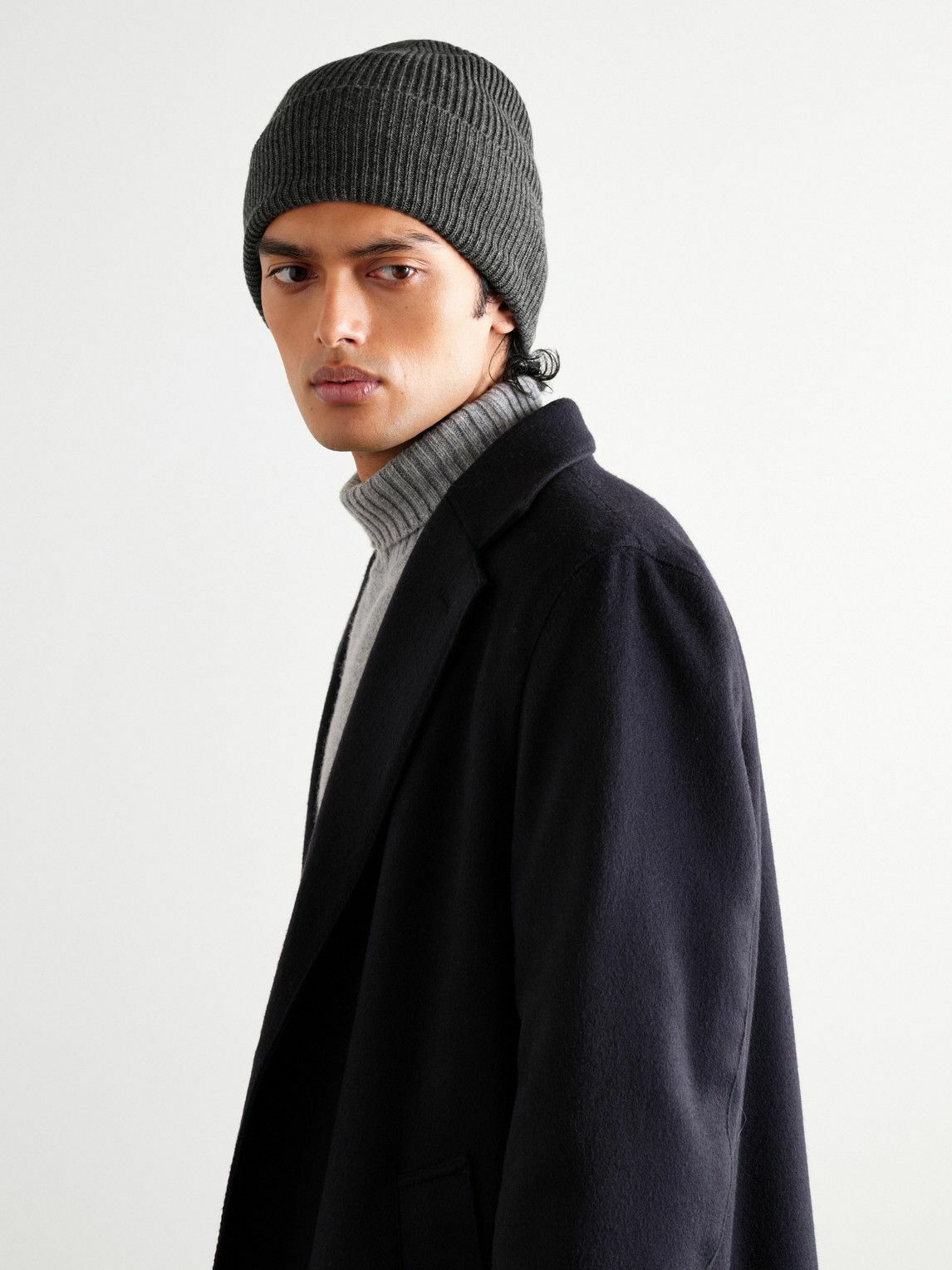 Johnstons of Elgin - Ribbed Cashmere Beanie