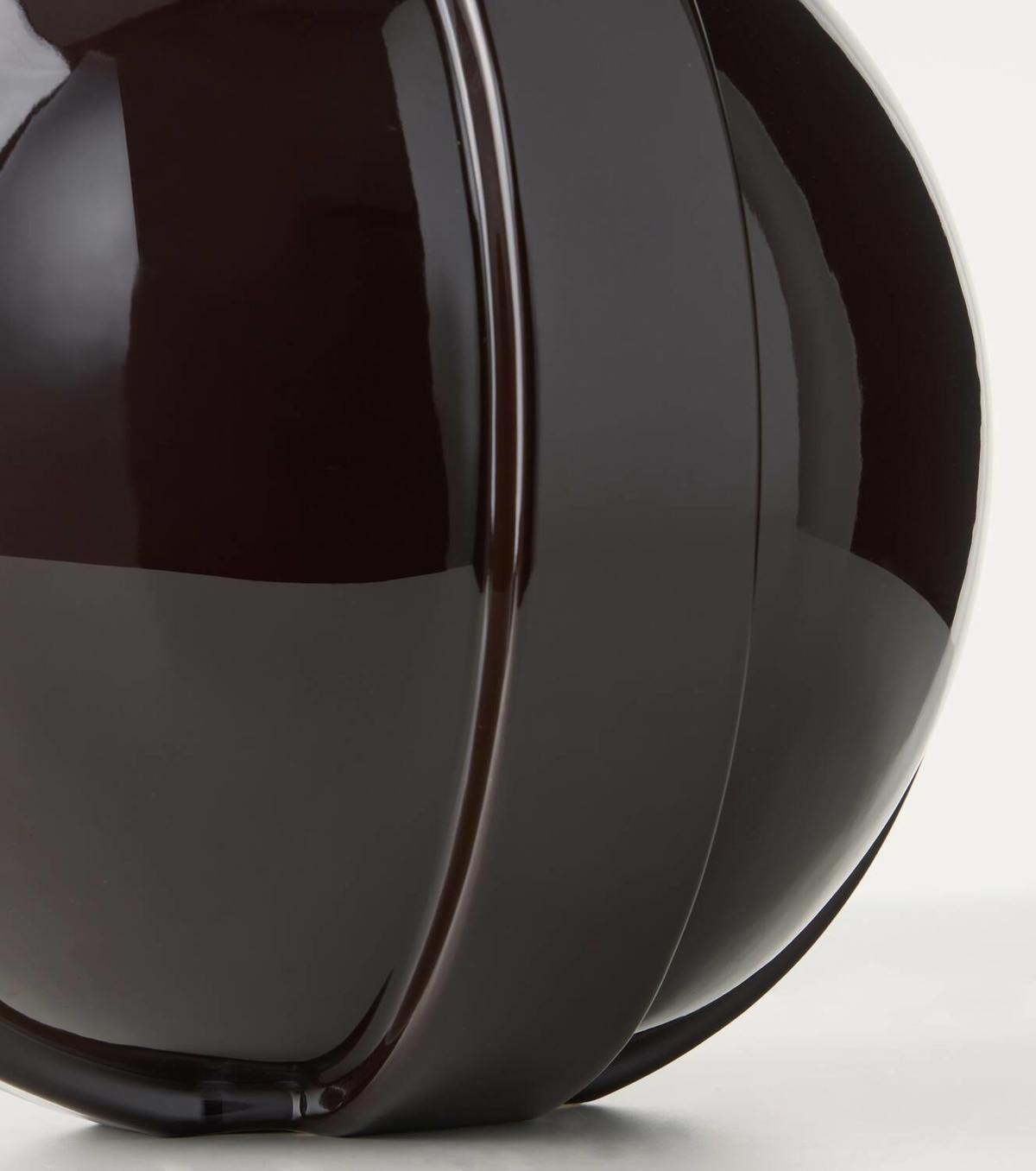 Louise Roe Vinci 01 ceramic vase