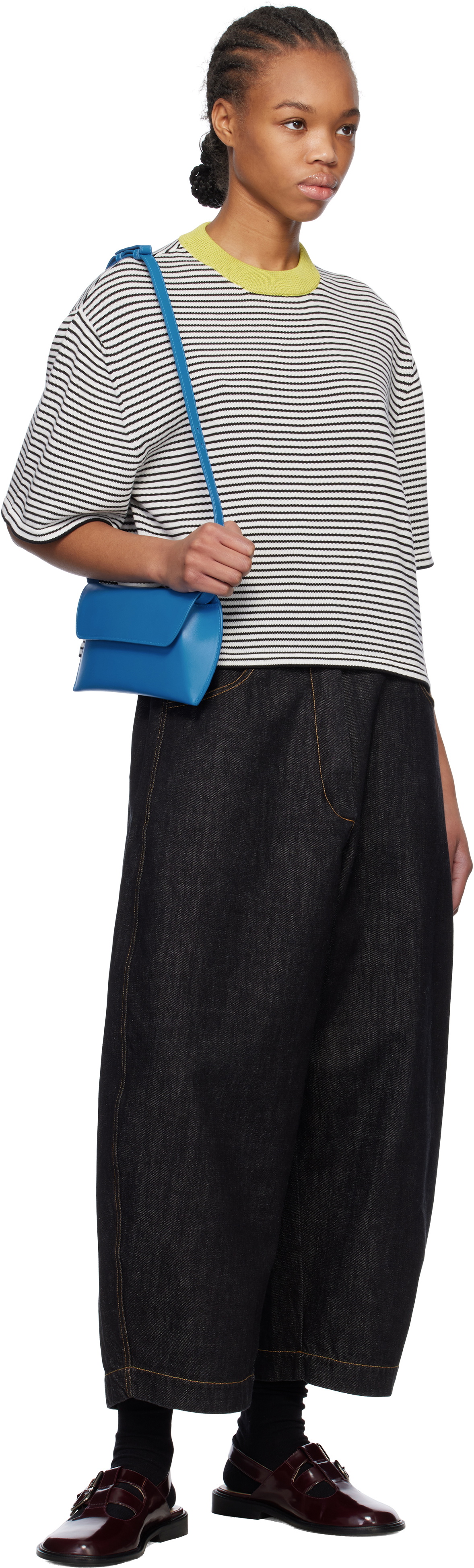 Cordera Black Curved Jeans