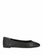 Stuart Weitzman Womens Ballet flats in Black