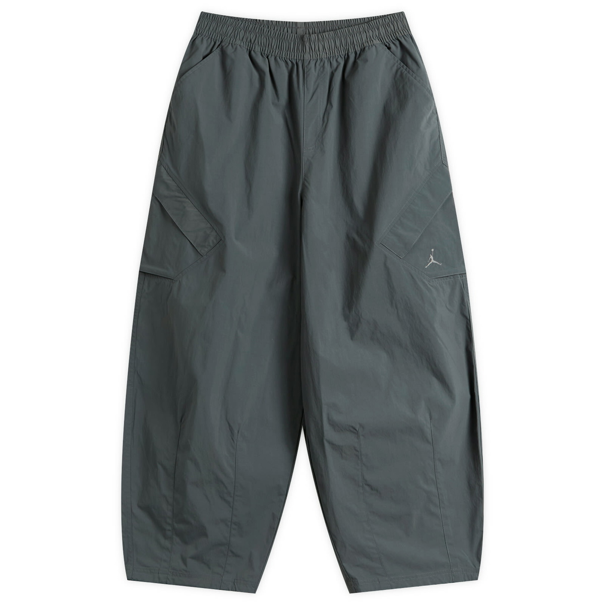 Air Jordan Women's Flight Chicago Parachute Pant in Iron Grey/Iron Grey