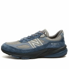 New Balance 990v6 Sneaker in Navy