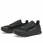 Altra Men's Olympus 6 Sneaker in Black/Black