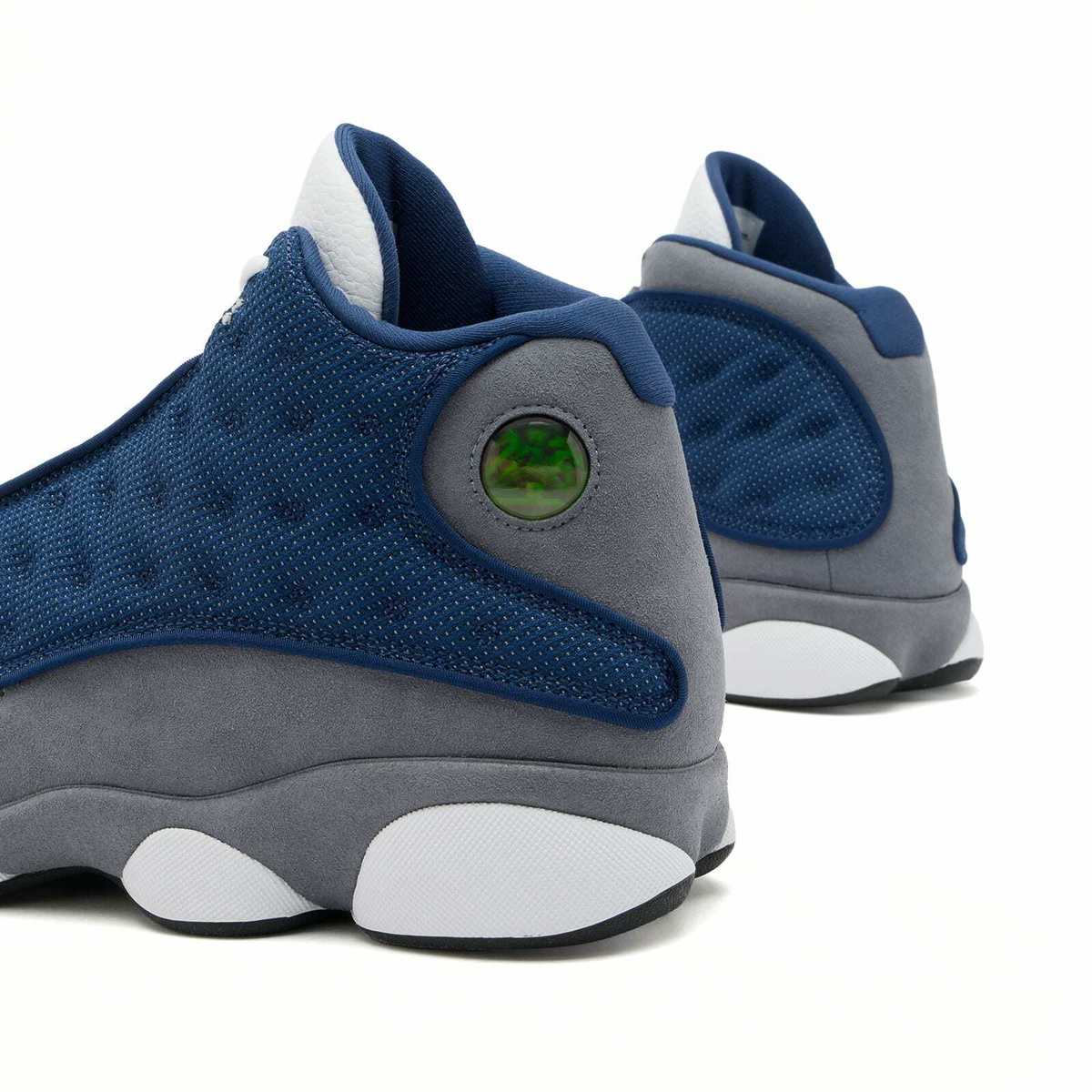 Air Jordan 13 Retro Sneaker in Navy/Flint Grey/White