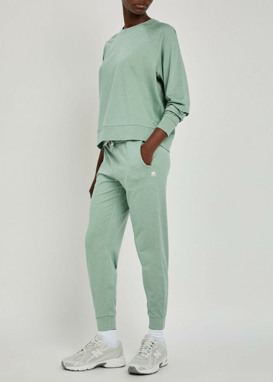 Vuori Performance Cropped Slubbed Jersey Sweatpants Blue