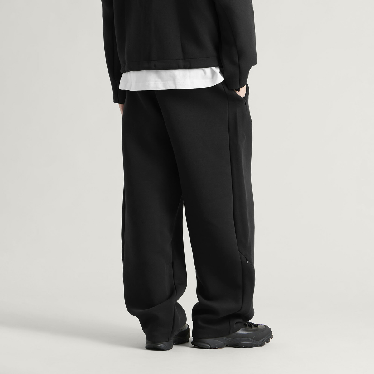 Adidas Men's x Arte Z.N.E. Pant in Black