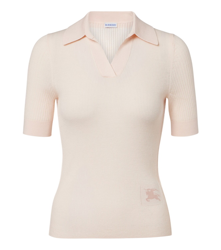 Photo: Burberry EKD ribbed-knit cashmere polo shirt