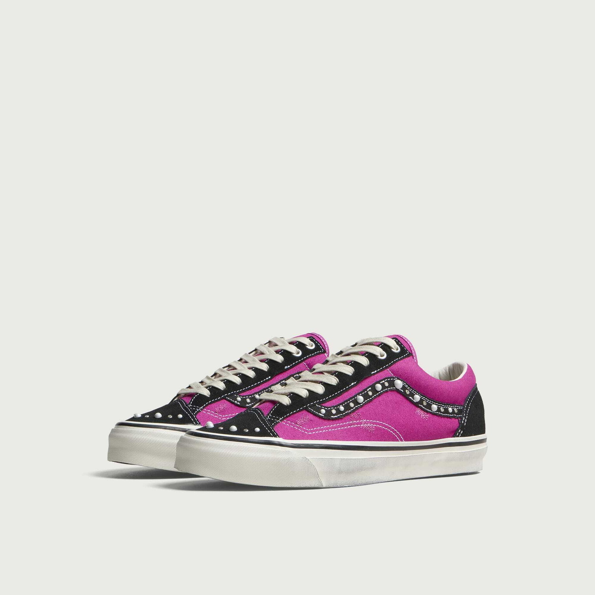 Vans Men's Lx Old Skool 36 Sneaker in Pearlized Fuchsia Red
