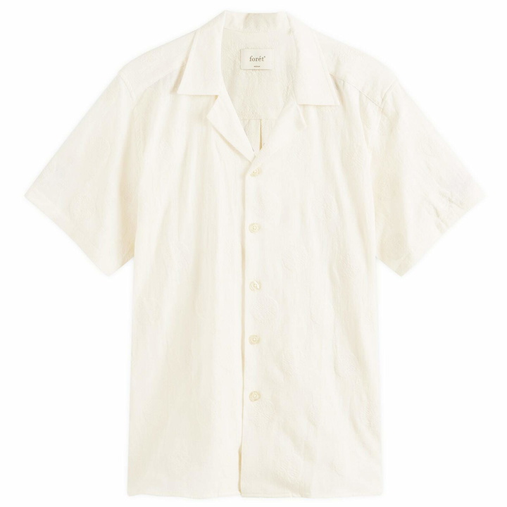 Photo: Foret Men's Circle Vacation Shirt in Cloud