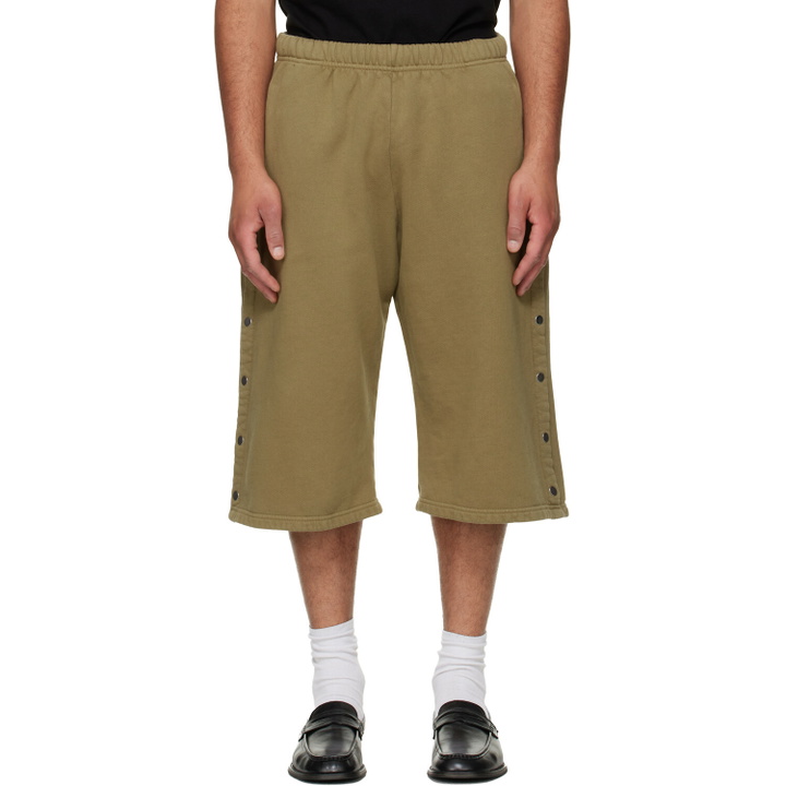 Photo: Les Tien Khaki Part Snap Shorts